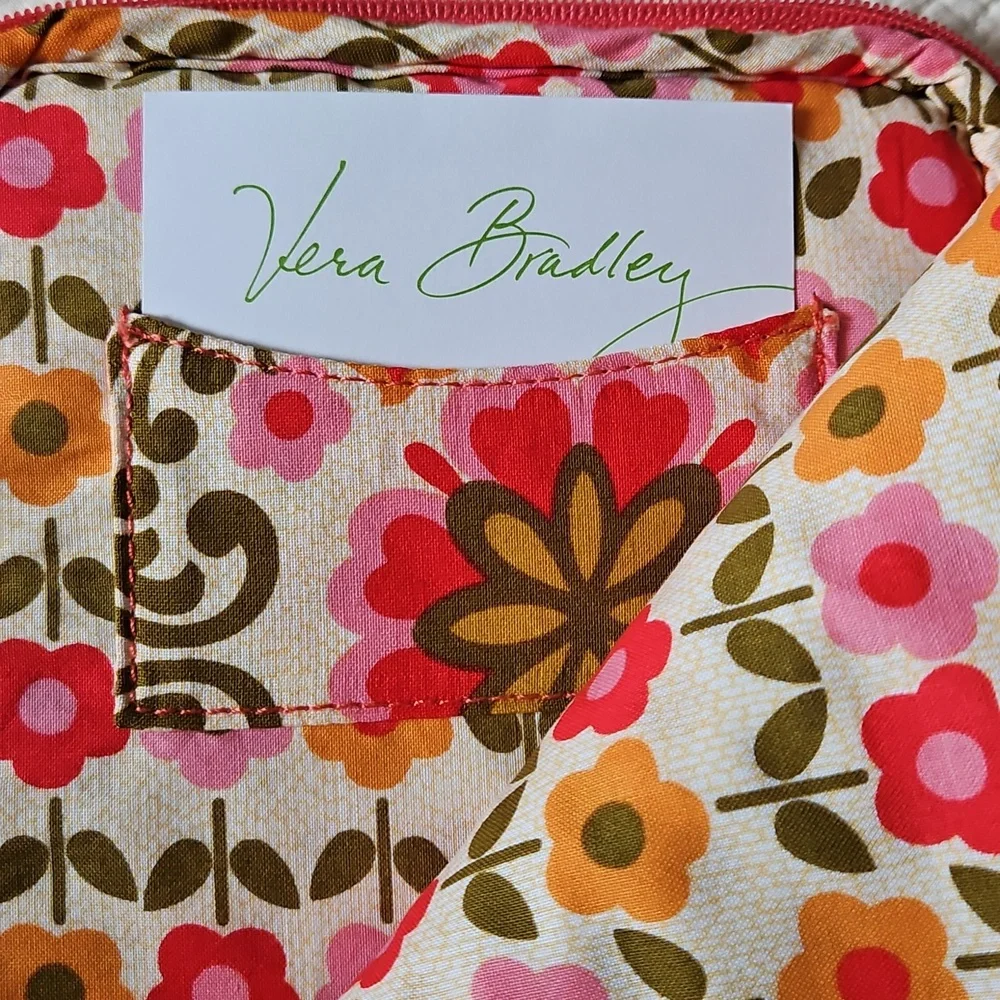 Vera Bradley Folkloric Floral Tablet Sleeve Travel Vacation NWT